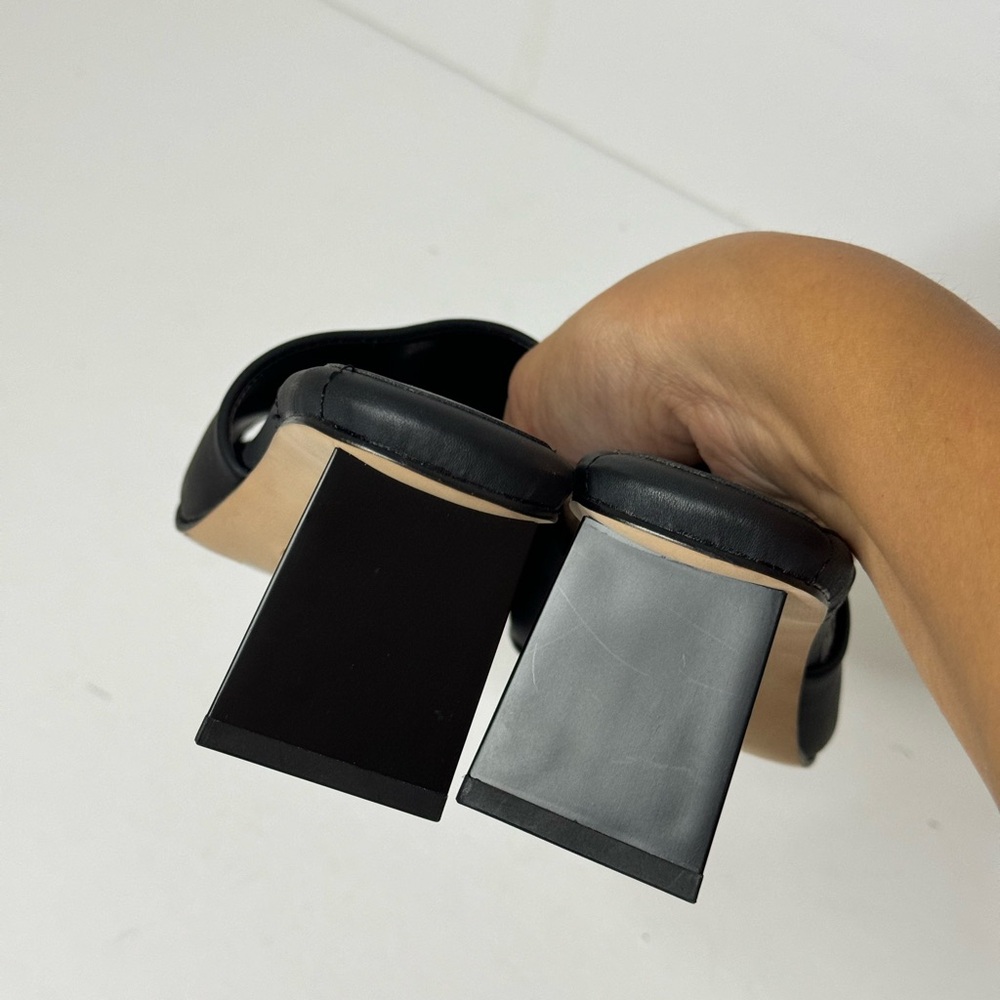 CHARLES & KEITH LEATHER TRAPEZE HEEL MULE SIZE 35 - Picture 8 of 8